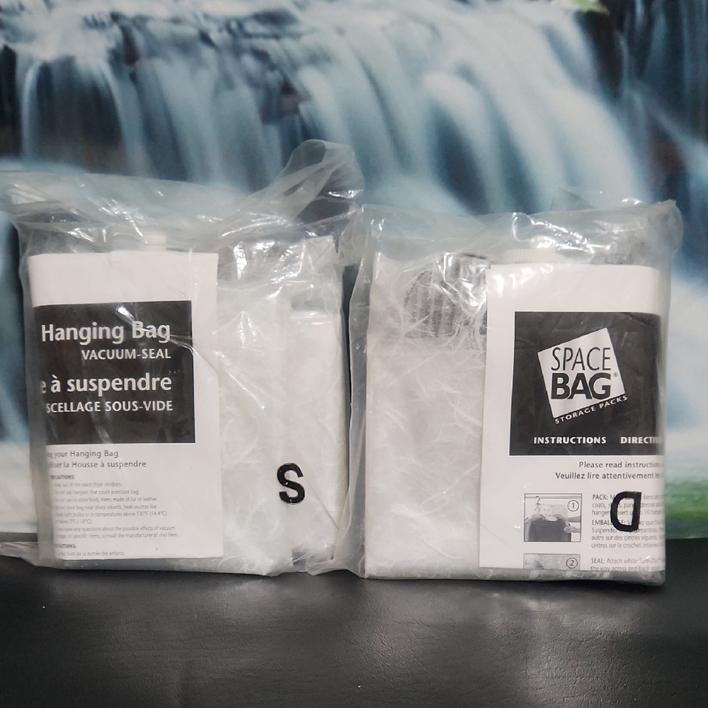 Two Space Bag Vacuum-Seal Hanging Bags
